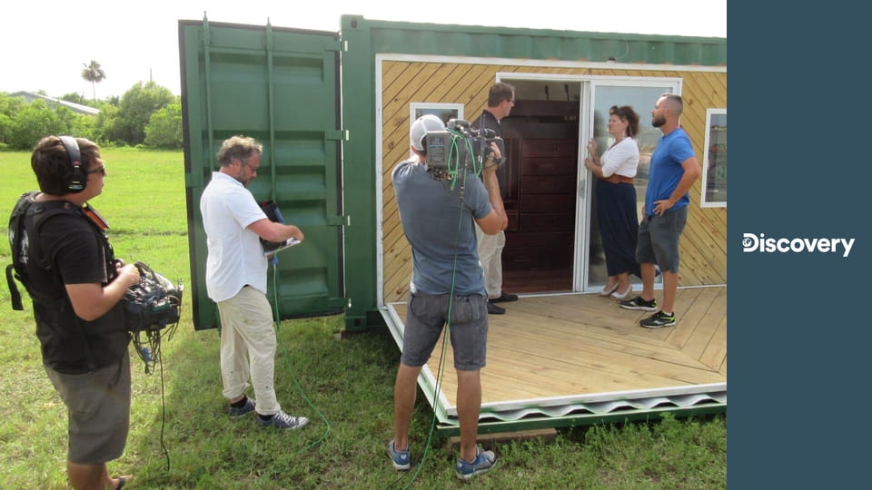 Lovci maličkých domů S2E19 - Pár z Charlestonu kupuje maličký dům