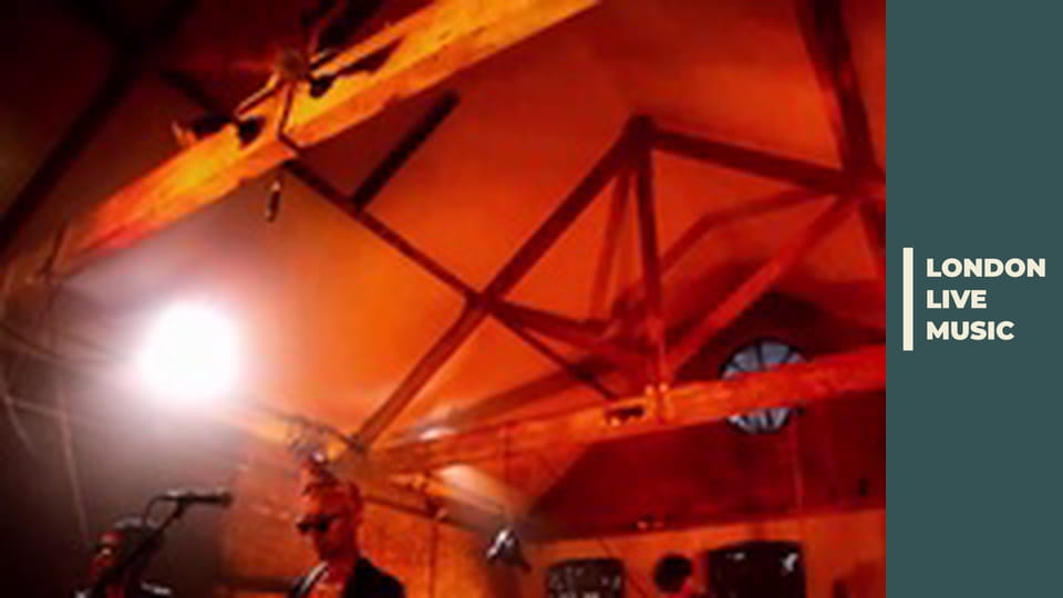 LONDON LIVE - Azari & III