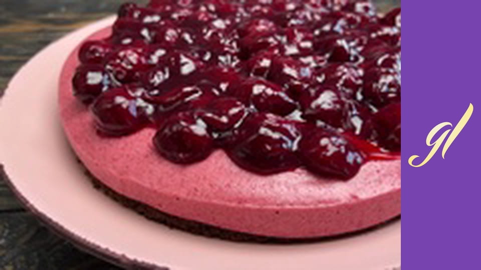 SANDY CHOCOLATE CAKE WITH CHERRIES A simple recipe for a delicious Lenten dessert