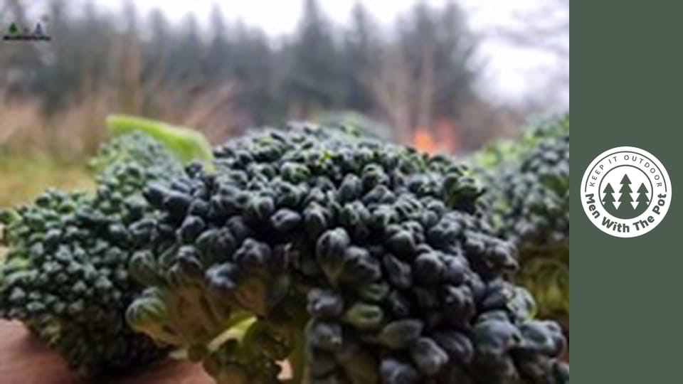 Crispy Whole Chicken with Potatoes and vegetables