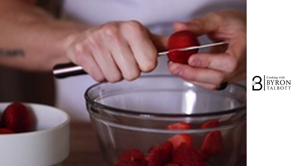 Хрупкав сандвич със сладолед и вафли