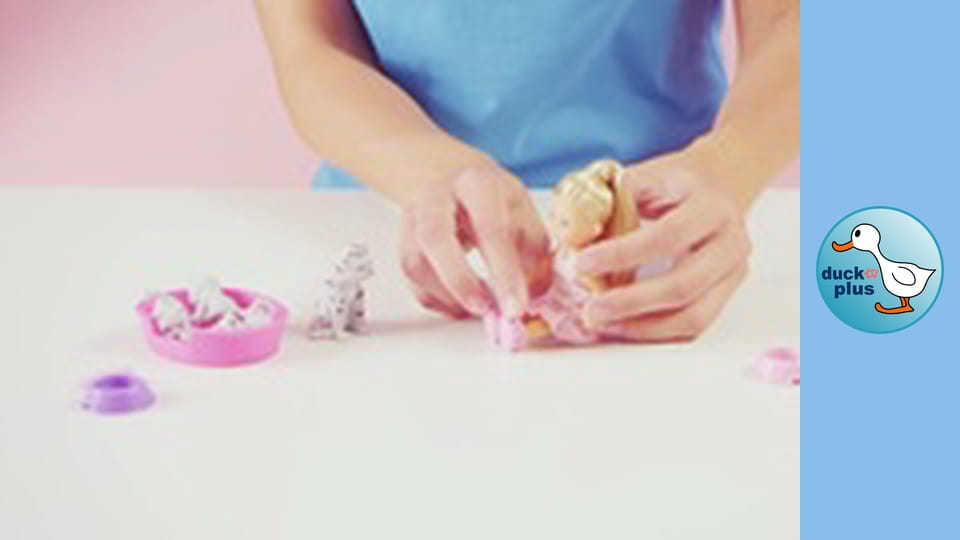 The World of Toys - Girl and her cats