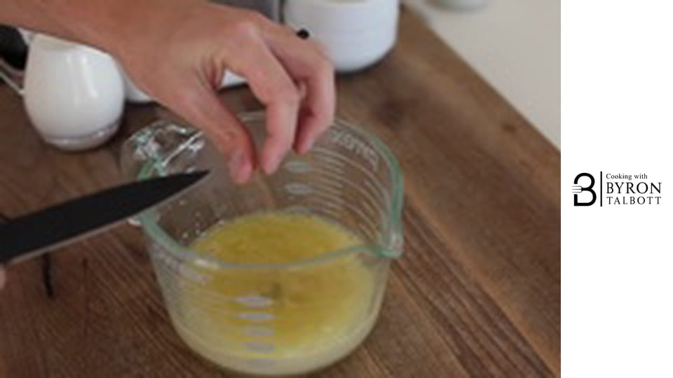 Beignets (Louisiana-style Dougnuts)