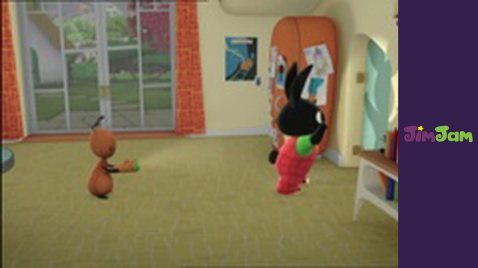 Berry And Dolly S3E1 - Sunflowers