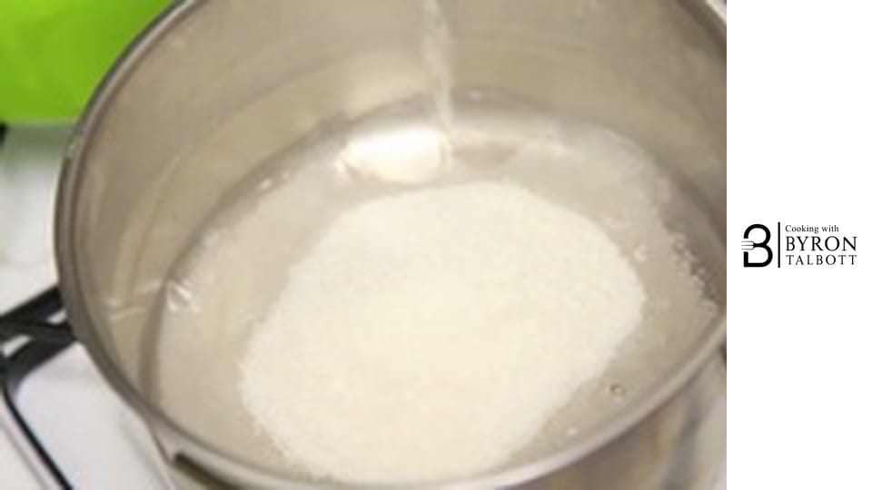 Ябълки със солен карамел и карамел