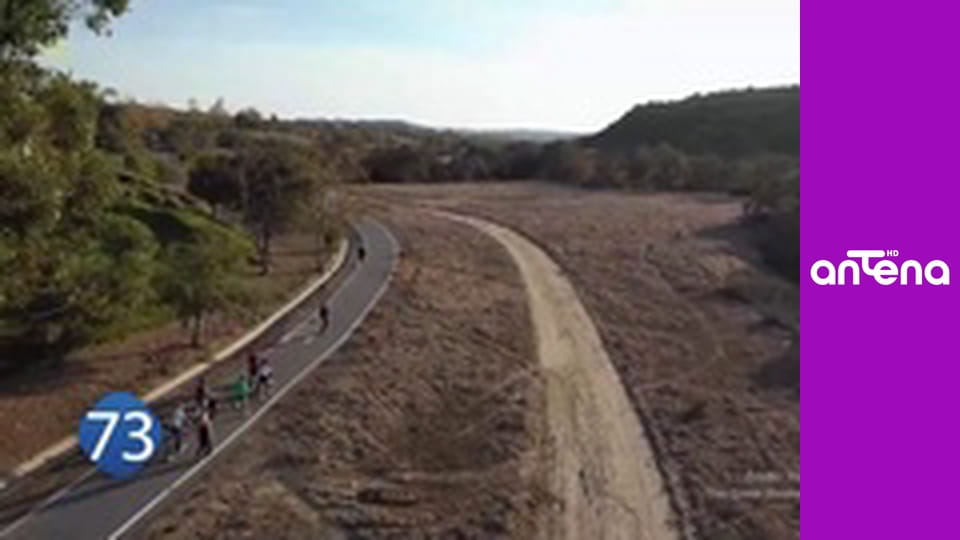 77 TV S4E21 - Przypadki pościgów i wyścigów