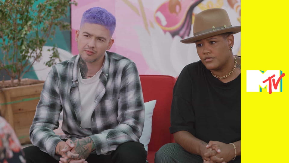 Pomocy! Jestem w sekretnym związku S1E1 - Mia i Kayla