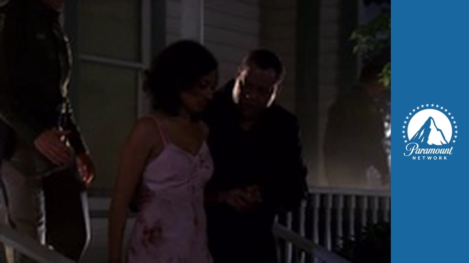 Kriminálka Las Vegas S11E21 - Polibek na Cello