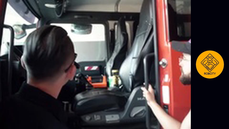 GASIŁEM PŁONĄCY GARAŻ