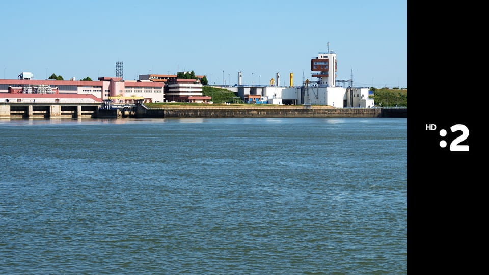 Vody veľkej rieky E1 - V prúde