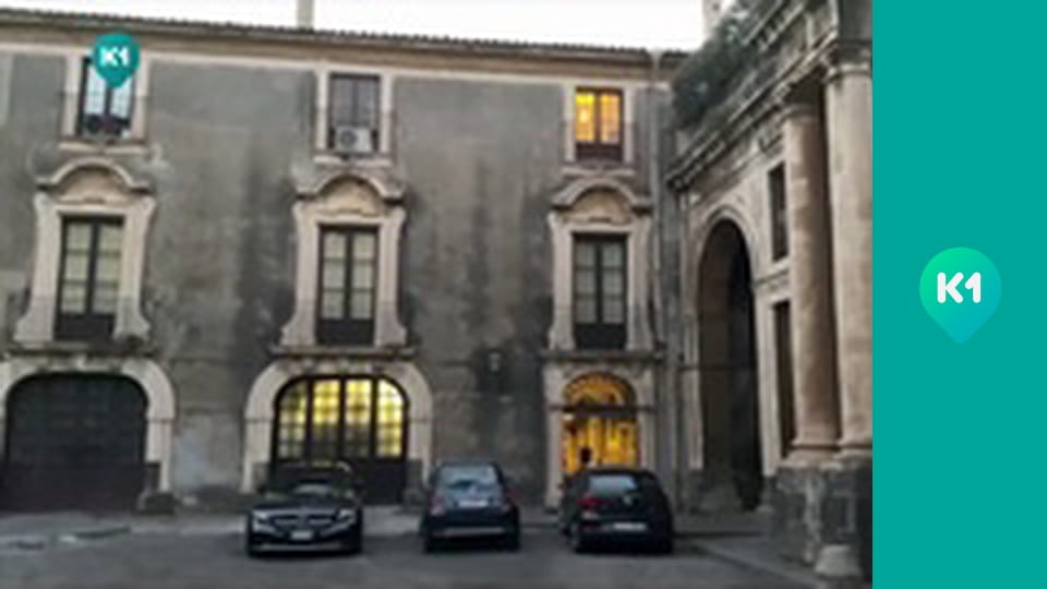 "Інший світ".