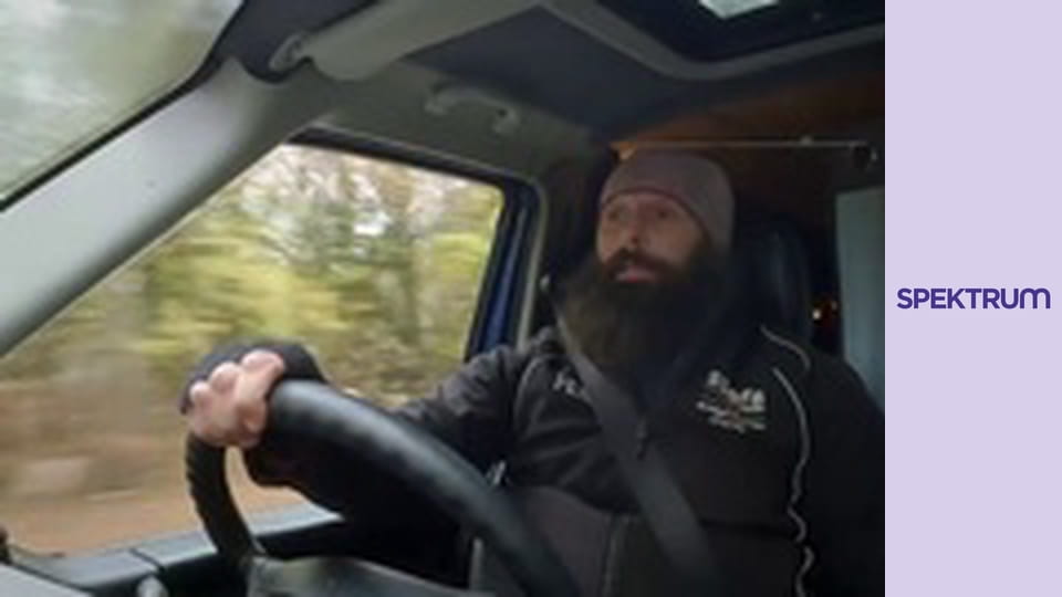 Ben Fogl a lidé žijící v divočině S10E7 - Dorset, Velká Británie