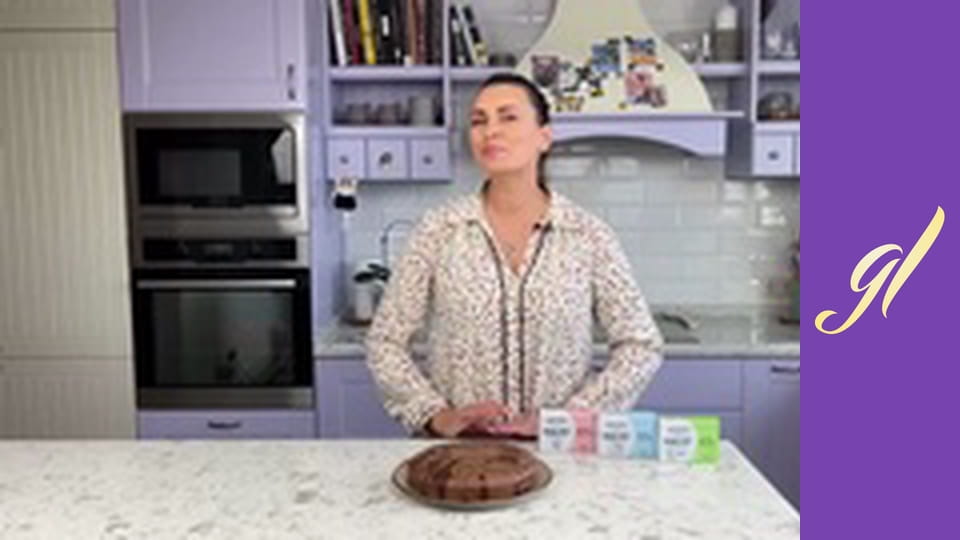 Cupcakes, pies, rolls and tarts with various fillings. Episode 40