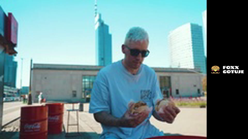 BURGER ZA 16 VS ZA 2500 PLN feat. Mr Kryha - Test warszawskich burgerów z widzami