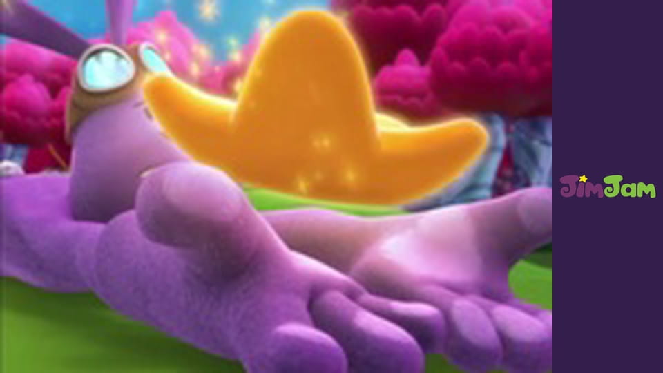 Charley Loves Nature S1E7 - Picorette plays on the swing