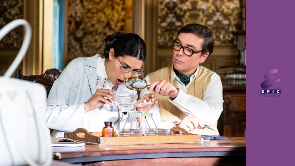 Сучасні таємничі вбивства міс Фішер S1E1 - Щойно вбито: частина 1