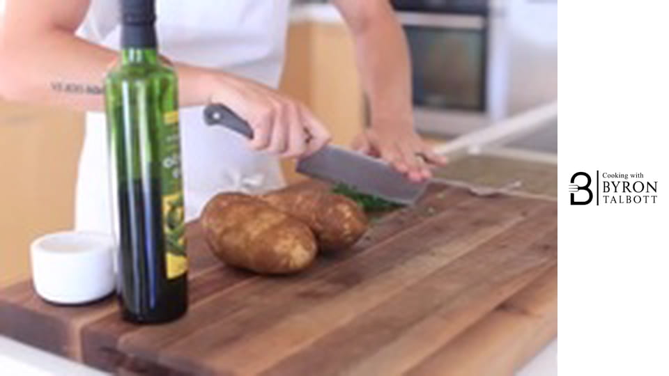 Пълнени печени картофи