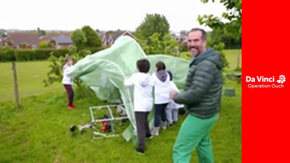 Operation Ouch! - There’s a Lizard in the lab!