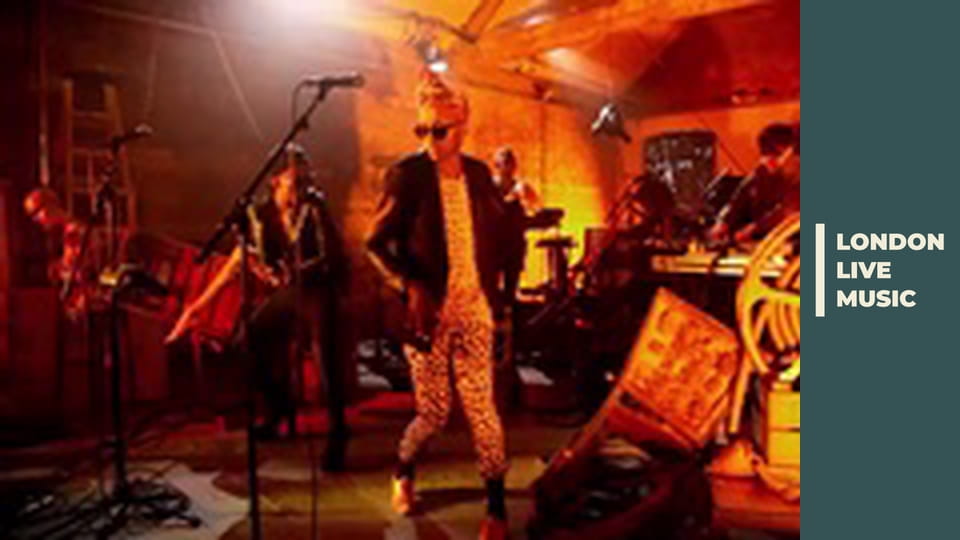 LONDON LIVE - Azari & III