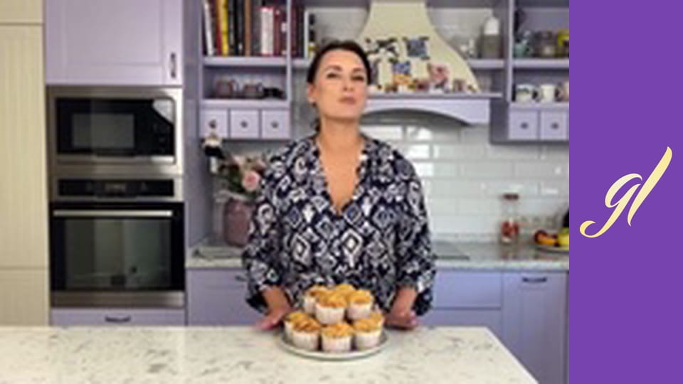 Cupcakes, pies, rolls and tarts with various fillings. Episode 48