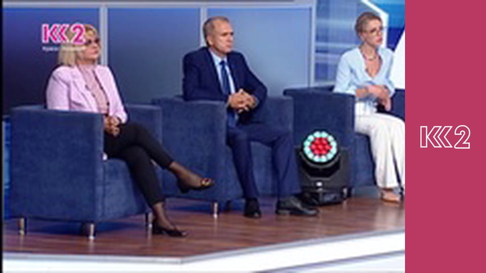 Смачно з Тетяною Літвіновою - Полунично-сирний трайфл