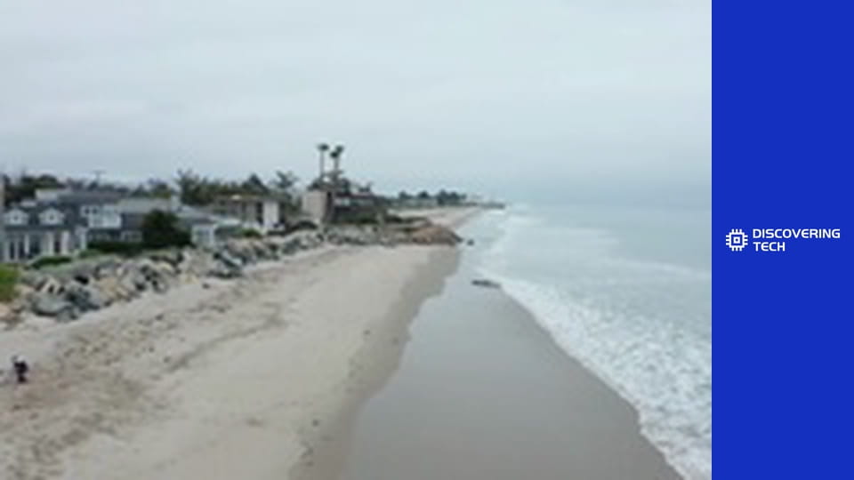 VOA TEK: Science of Sharks