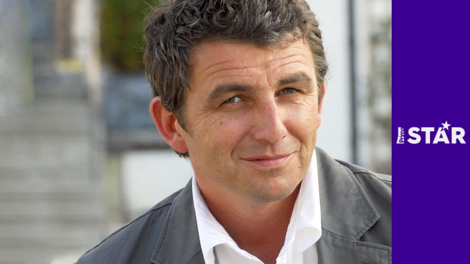 Doktor z hor: Nové příběhy S16E4 - Oddělené světy 2/2