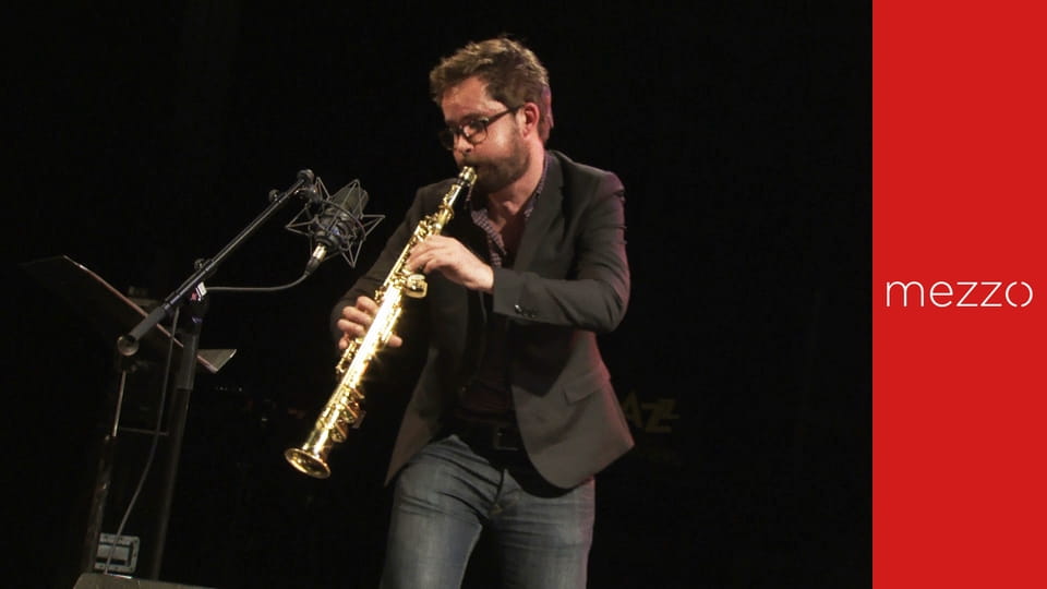 Émile Parisien Sextet feat. Theo Croker