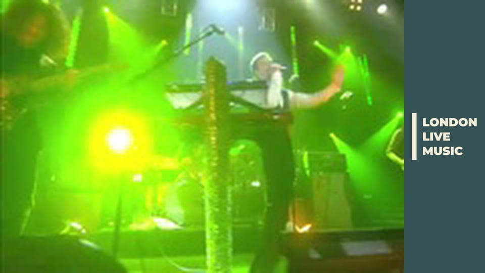 LONDON LIVE - Jukebox - Born in the USA