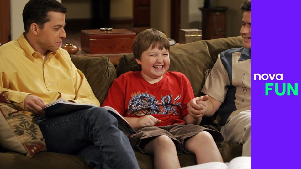 Dva a půl chlapa S3E17 - Nebohý knírač