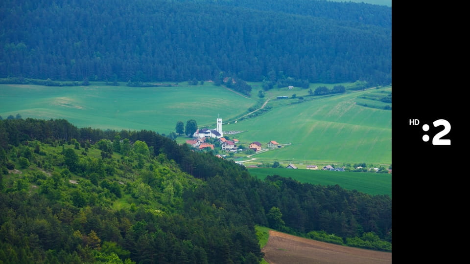 Ľudová kultúra na Slovensku E10 - Textil