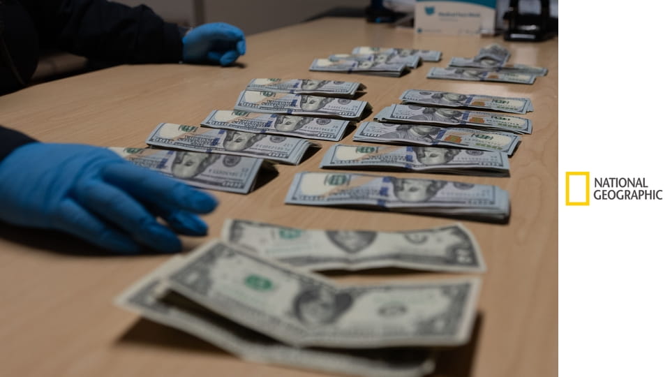 Jak chytit pašeráka S9E5 - Zbraně na útěku