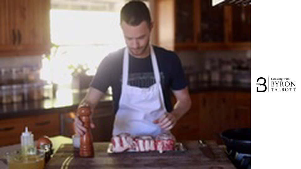 Енчилади с волска опашка с бурбон и гуахильо