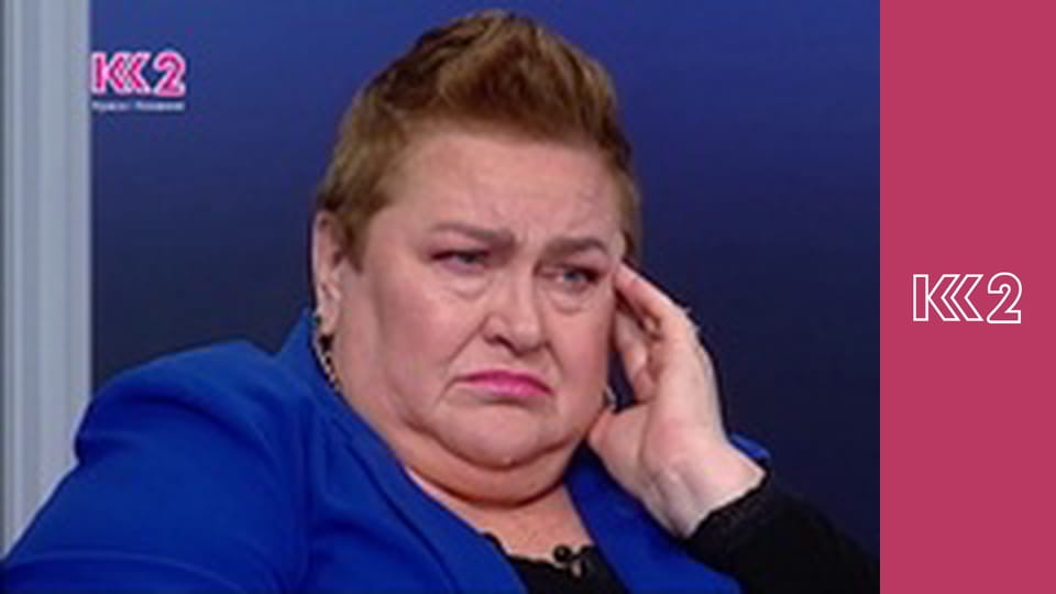 Сімейний суд E53 - Відеокамера