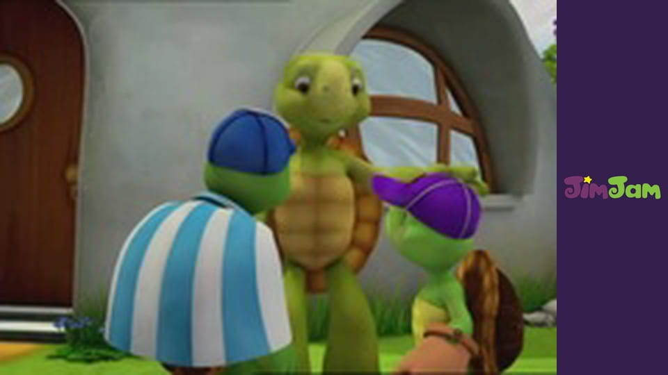 The Fox-Badger Family S2E2 - Winter Is Here