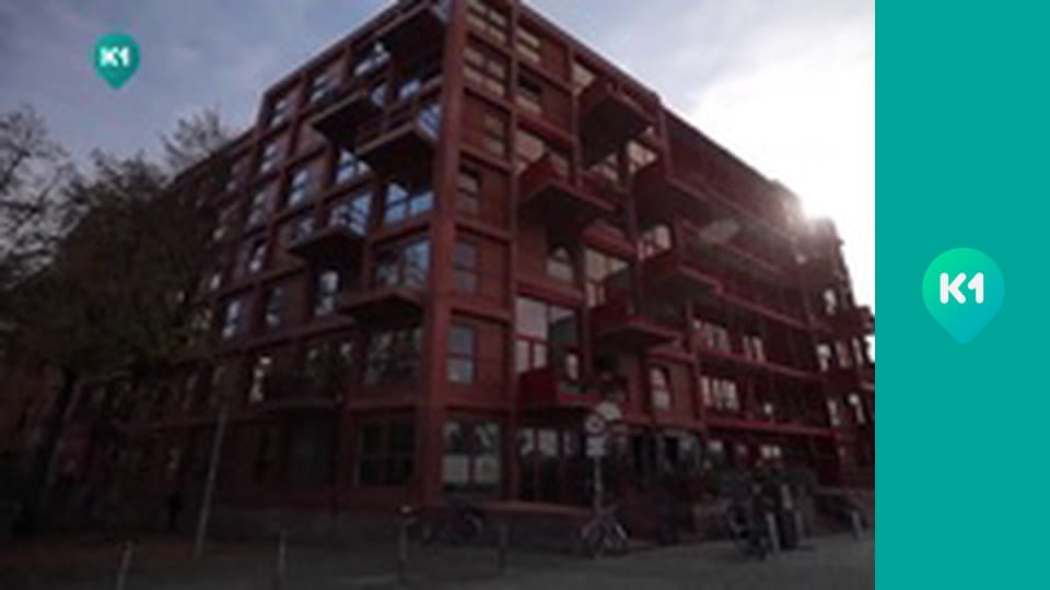 "Інший світ".