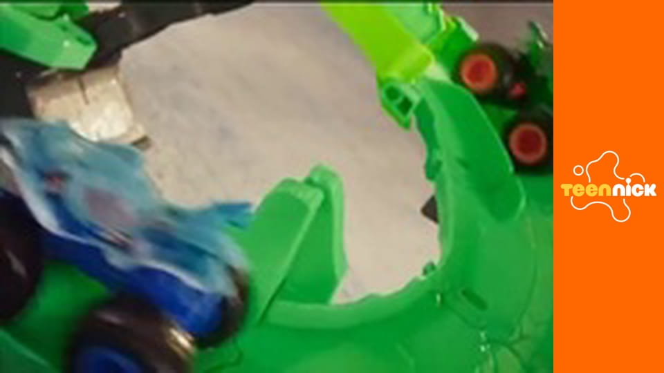 Veszélyes Osztag S2E18 - Minyak és anyák