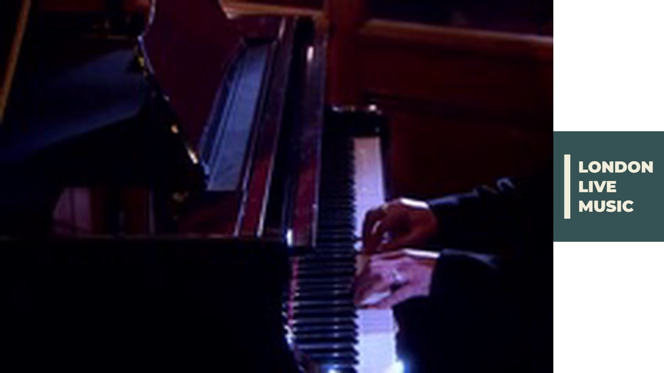 LONDON LIVE - Jukebox - Brit Babes