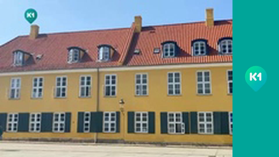 "Інший світ".