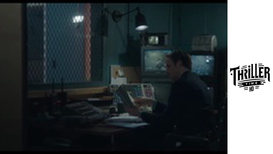 Az árva - Az első gyilkosság