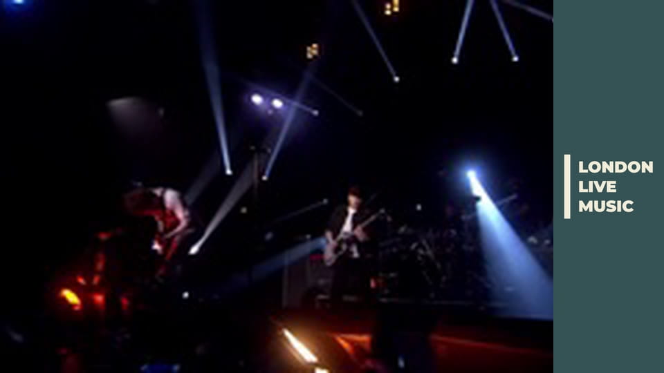 LONDON LIVE - Jukebox - Born in the USA