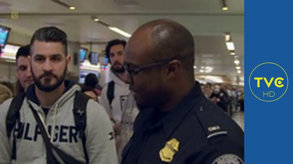 Złapać przemytnika S1E1 - Przeszukać i przechwycić