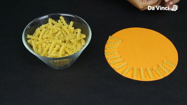11. Fusilli těstovinový lev