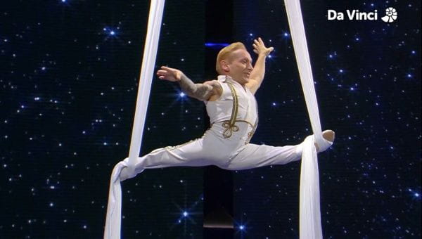 9. Alan Silva: Aerial Skills Artist