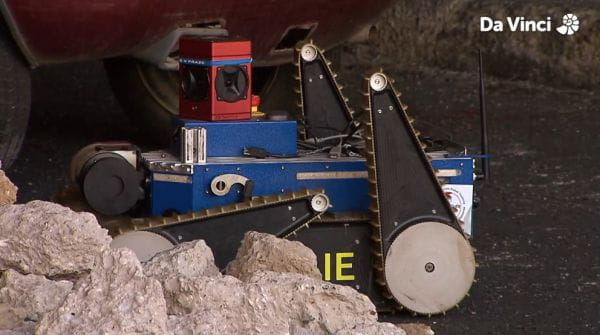 7. Roboti záchranáři