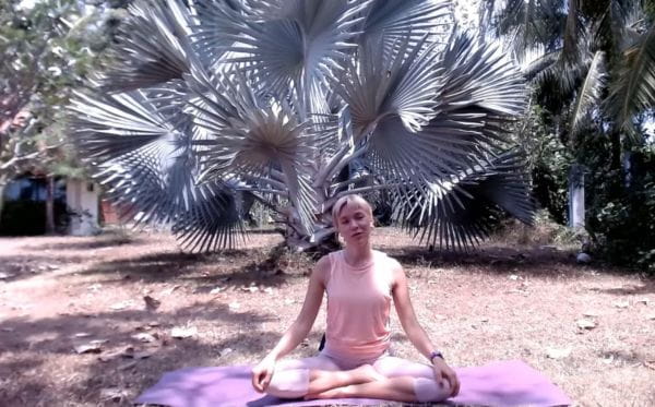 Urban yoga - morning yoga and meditation (2021) - yoga in the rhythm urban