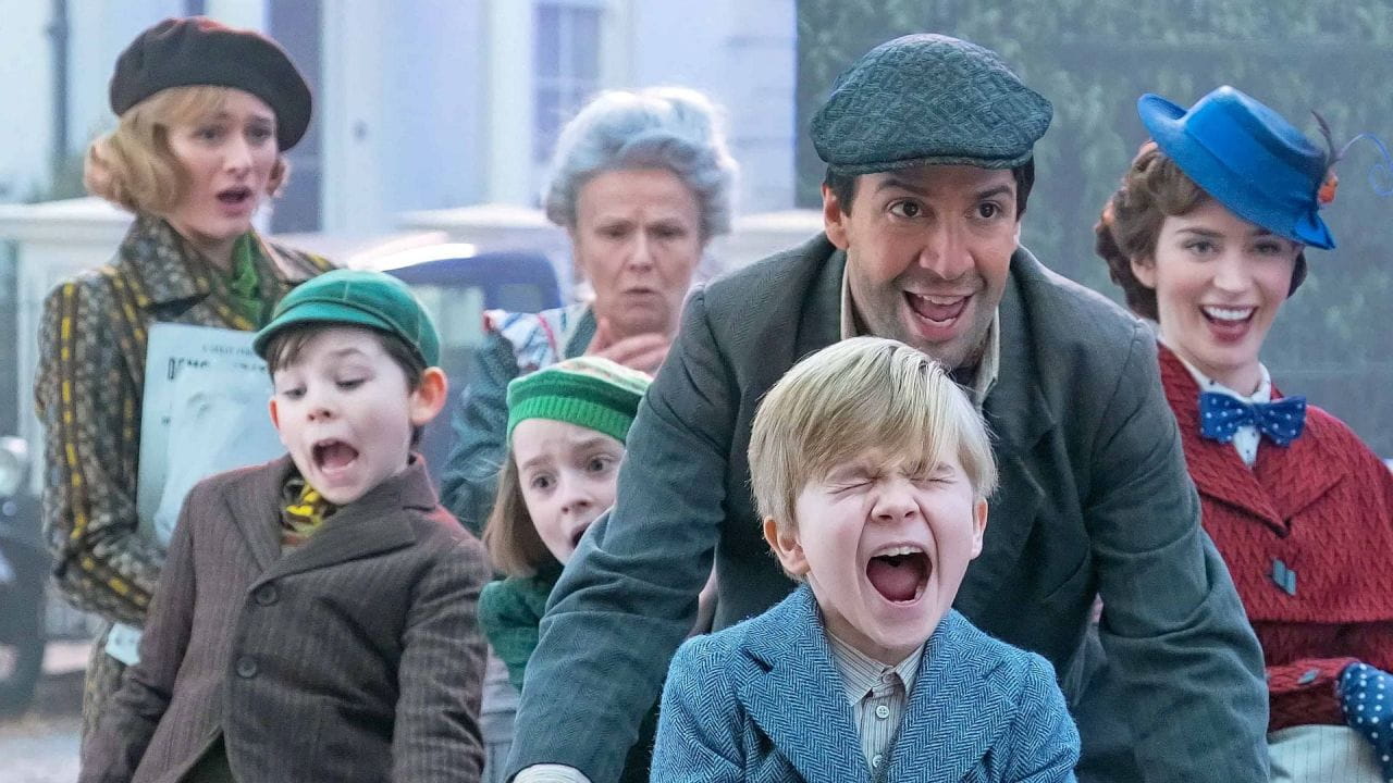 Mary Poppins revine