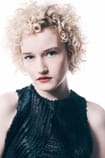 Films with the actor Julia Garner - SWEET.TV Films with the actor Julia Garner