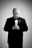 Leonid Yakubovich Filma me aktorin Leonid Yakubovich