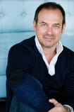 Ian James Corlett Filmy z aktorem Ian James Corlett